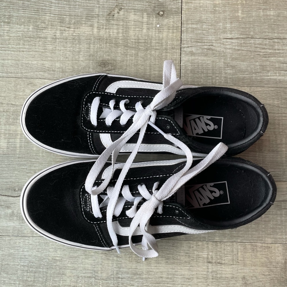 Women’s Vans size 7.5